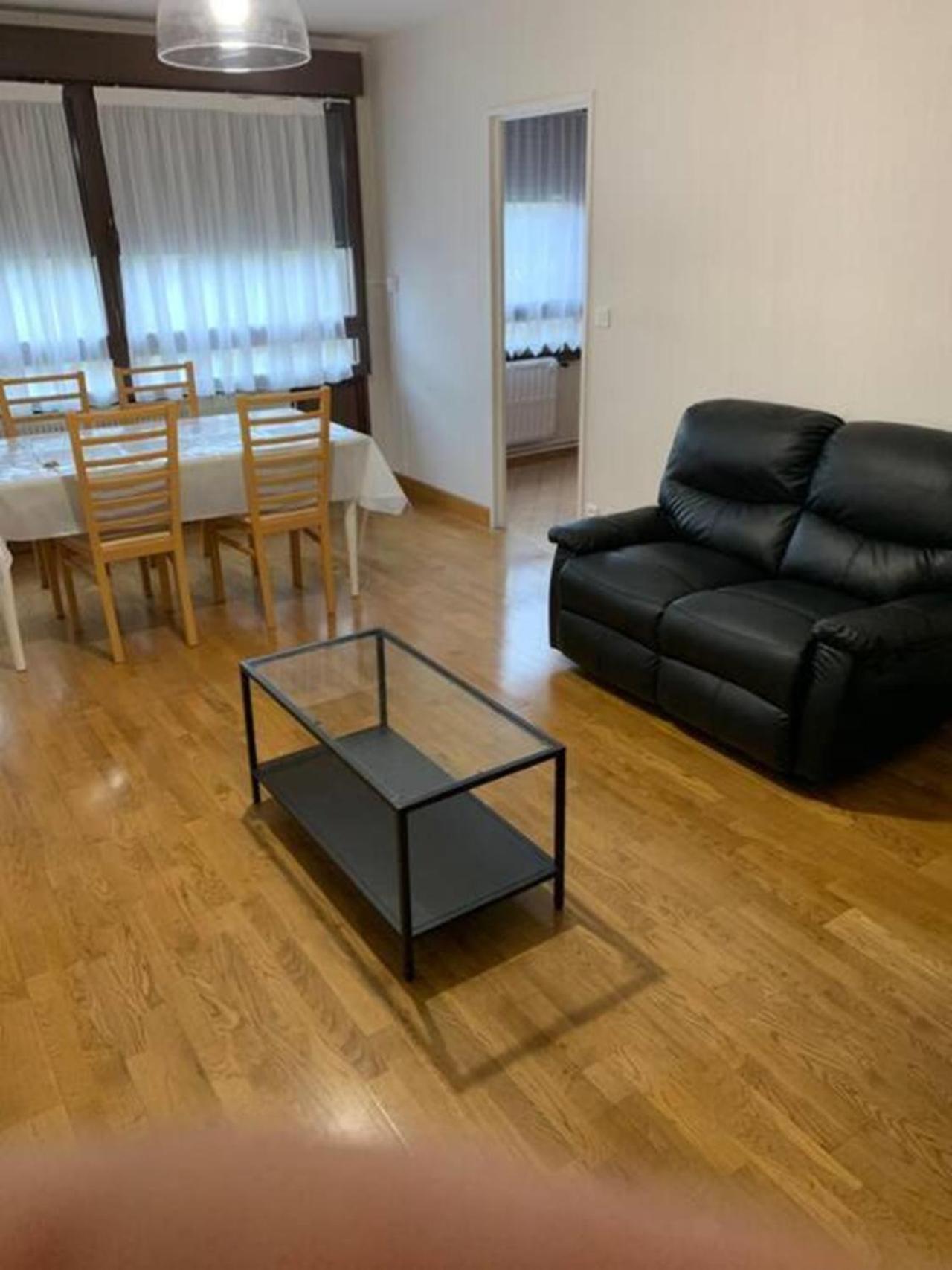 Centre-ville -6 Personnes 1 Er Etage * Reims