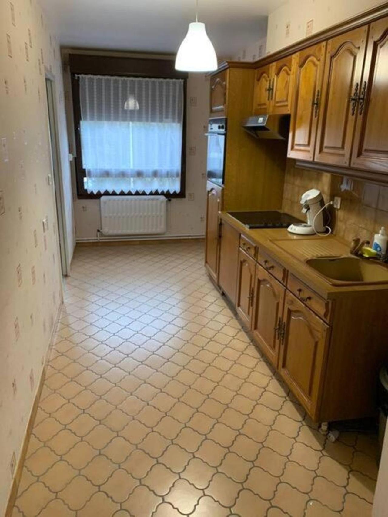 Centre-ville -6 Personnes 1 Er Etage * Reims